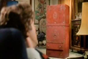 Dark haired barefaced slut sucks ramrod of unknown chap unfathomable mouth