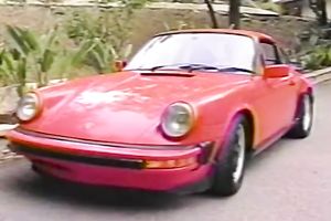 Big breasted dumpy blondie turbulently fingers her hirsute kitty outdoors