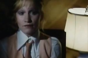 Blonde babe gives vehement oral-job in the night