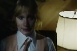 Blonde babe gives vehement oral-job in the night