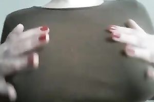 A couple of magnificent white soft boobies flashed on webcam