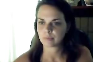 Lascivious camgirl is masturbating on her wheelchair