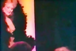 Torrid shaggy light-haired stripper shows a real performance