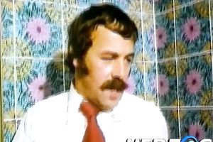 Gorgeous dark brown hottie is having 3some with 2 dudes