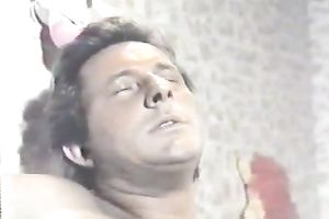 Brunette diminutive milf blows schlong to acquire it ready for her hirsute pussy