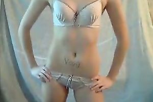 Slim ex GF dances and undresses in astounding homemade solo