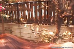 Sex-starved asian hottie is having sex in the park