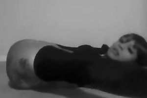 Homemade solo with me demonstrating my tattooed ass