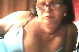 Brazilian aged black cock slut on livecam has large scones for show off