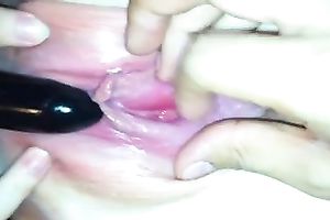 This spoiled nympho is a biggest fan of missionary position