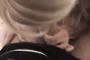 My appetizing GF gives me the hottest orall-service of my life