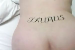 Plump mother I'd like to fuck with tattoo on her back craves some chocolate