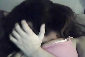 Two excellent lesbos making out and engulfing every other's toes