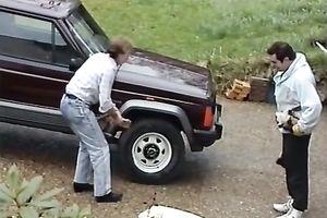 Beautiful dark brown horny white wife acquires screwed in a standing position in the kitchen