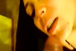 Sizzling brunette hair milf manages to milk my cock dry on her face