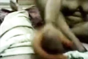 Indian doxy gives some good bowjob to an unattractive fellow