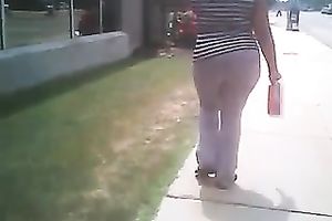 I was spying on this bulky ass chick all the way to her place