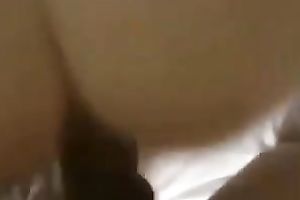 Svelte hoochie pulls her pants to the side and welcomes my cock