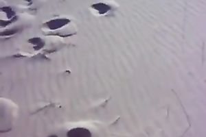 Fat doxy feels comfortable being undressed all the time