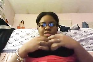 Chubby ebon hottie juggles her large dark wobblers