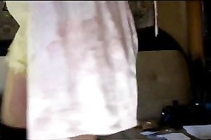 My stylish and slutty girlfriend can't live without showing off her large butt