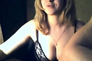 Russian beauty Alisa aka my GF teases with her cleavage on cam