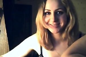 Russian beauty Alisa aka my GF teases with her cleavage on cam