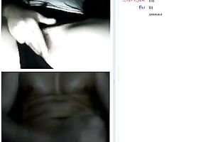 I love masturbating and feel free doing it in front of my cam