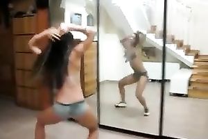 Breath-taking solo scene with my ally dancing and twerking