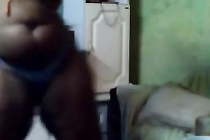 This Brazilian seductress has a big wazoo with mind-blowing dimensions