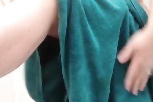 Homemade solo movie scene with my bulky slutty wife wiping her body