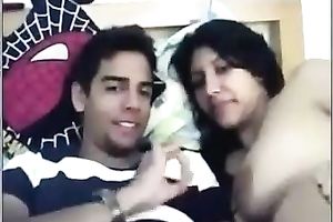 Pretty non-professional honey lets her BF take up with the tongue her scones in front of a web camera