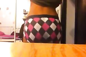 My ebon girlfriend feels comfortable twerking on camera