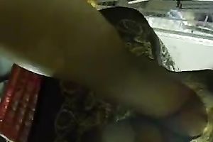 It took a lot of efforts to make this upskirt clip out of being noticed