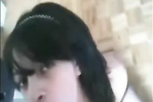 Seductive Mexican trollop sucks like a vacuum cleaner