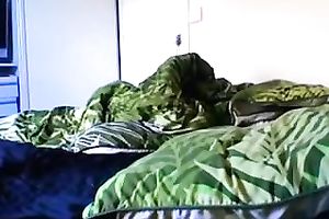 Webcam solo movie scene with a purple-haired honey rubbing her cunt