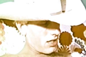 Cum crazed nympho is engulfing on her favorite man's dick in 69 position