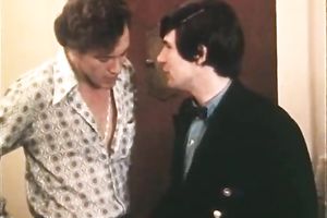 Young sexually excited babe sucks jock and gets her pinkish love tunnel licked