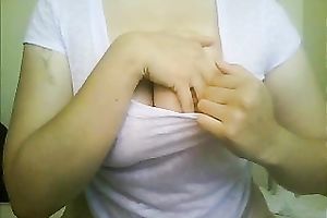 Fat arse Hispanic camgirl get to be proud of her curves