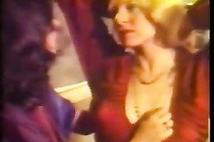 Two fleshly milfs eat vaginas in homemade sex tape