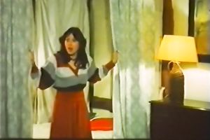 Horny and messy slut with nice body masturbates on the couch