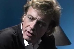 Slutty secretary enjoyed a big and chunky jock of her boss