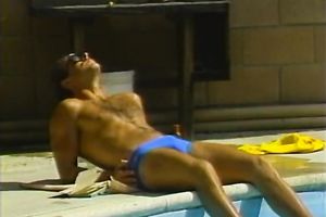 Stunning dark brown whore blows hard wang by the pool