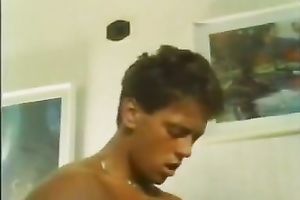 Experienced bold buddy satisfies 2 strumpets with ease