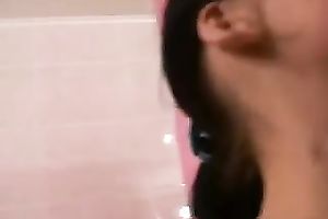 Brunette GF sucks my shaft in the baths and lets me drill her wet crack