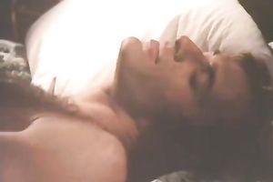 Bonny light haired dirt presents good unfathomable mouth to her paramour