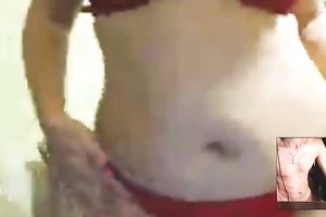 Chubby camwhore is playing with her large tits and love tunnel