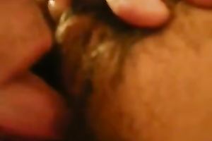 Full bosomed Indian skank likes missionary position