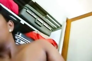 Chubby non-professional mommy sucks a dick in homemade sex video