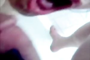 This Indian hoe is glamorous and fuck and this babe knows how to give head